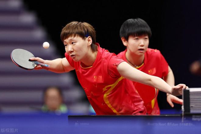 撼了足球圈 撼了足球圈